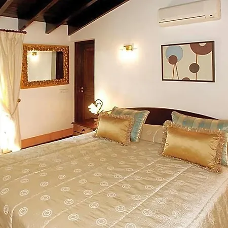 Olhos De Agua Sleeps 8 Pool Air Con T433420 Villa Albufeira