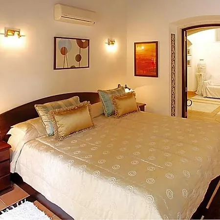 Olhos De Agua Sleeps 8 Pool Air Con T433420 Villa Albufeira